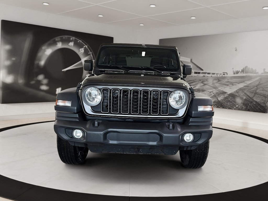 2024 Jeep Wrangler in Quebec, Quebec - 2 - w1024h768px