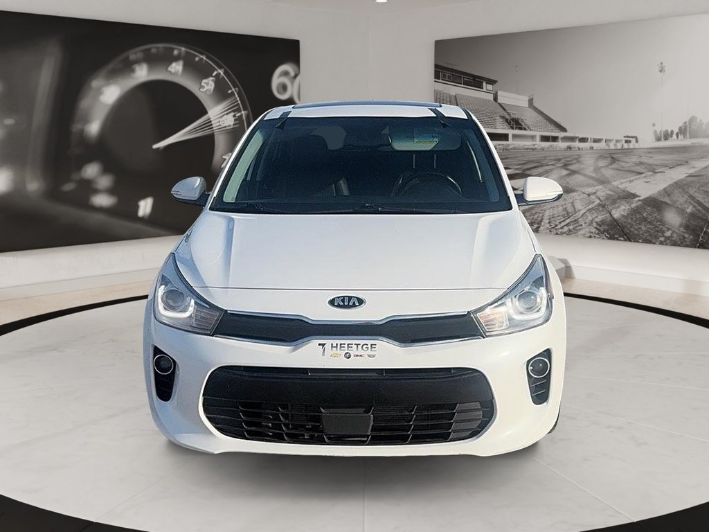 Kia Rio 5-door  2019 à Québec, Québec - 2 - w1024h768px