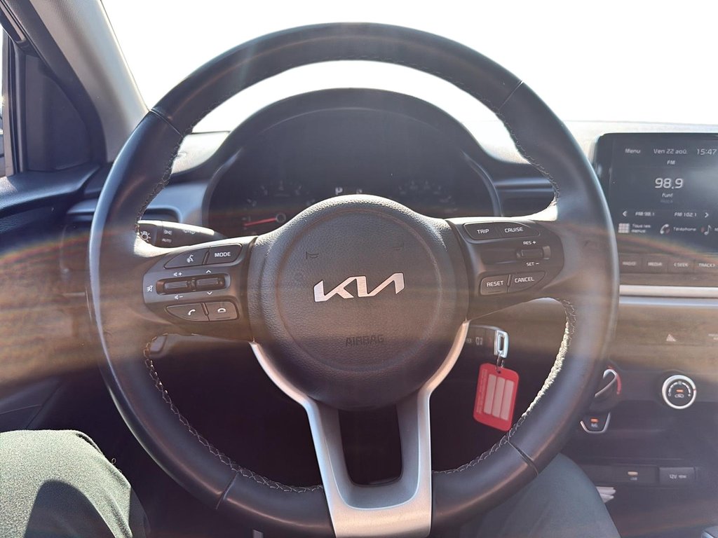 2022 Kia Rio 5-door in Quebec, Quebec - 11 - w1024h768px