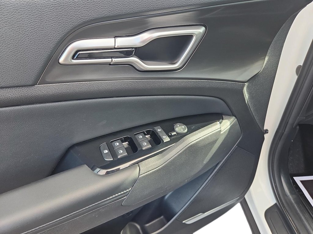2024 Kia SPORTAGE in Quebec, Quebec - 11 - w1024h768px