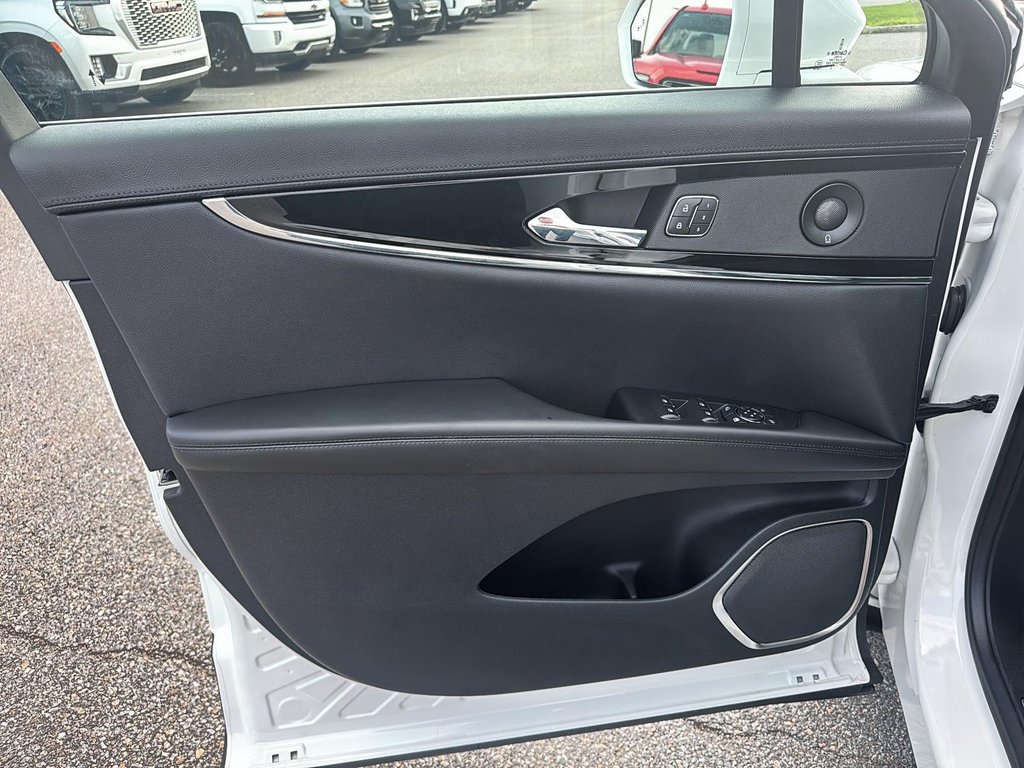 LINCOLN TRUCK NAUTILUS  2022 à Québec, Québec - 10 - w1024h768px