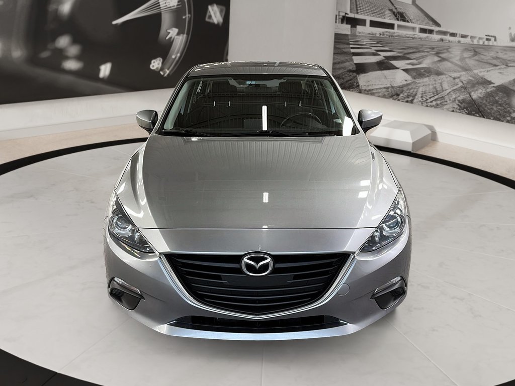 Mazda 3  2016 à Québec, Québec - 2 - w1024h768px