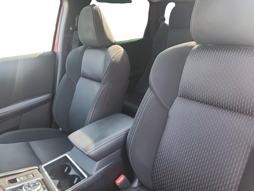 2022 Mitsubishi Outlander in Quebec, Quebec - 11 - w1024h768px