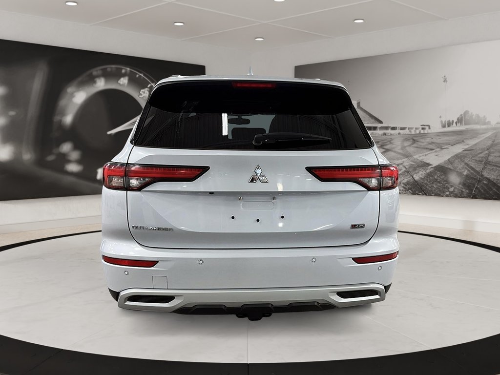 Mitsubishi Outlander  2022 à Québec, Québec - 3 - w1024h768px