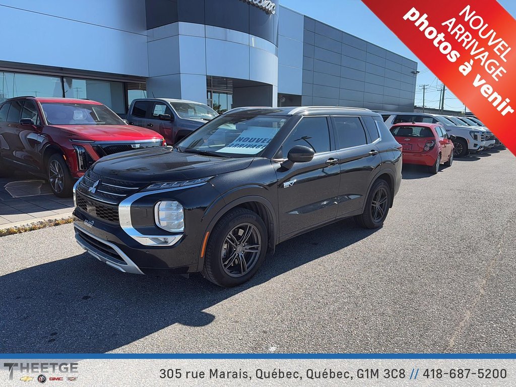 2023 Mitsubishi Outlander in Quebec, Quebec - 1 - w1024h768px