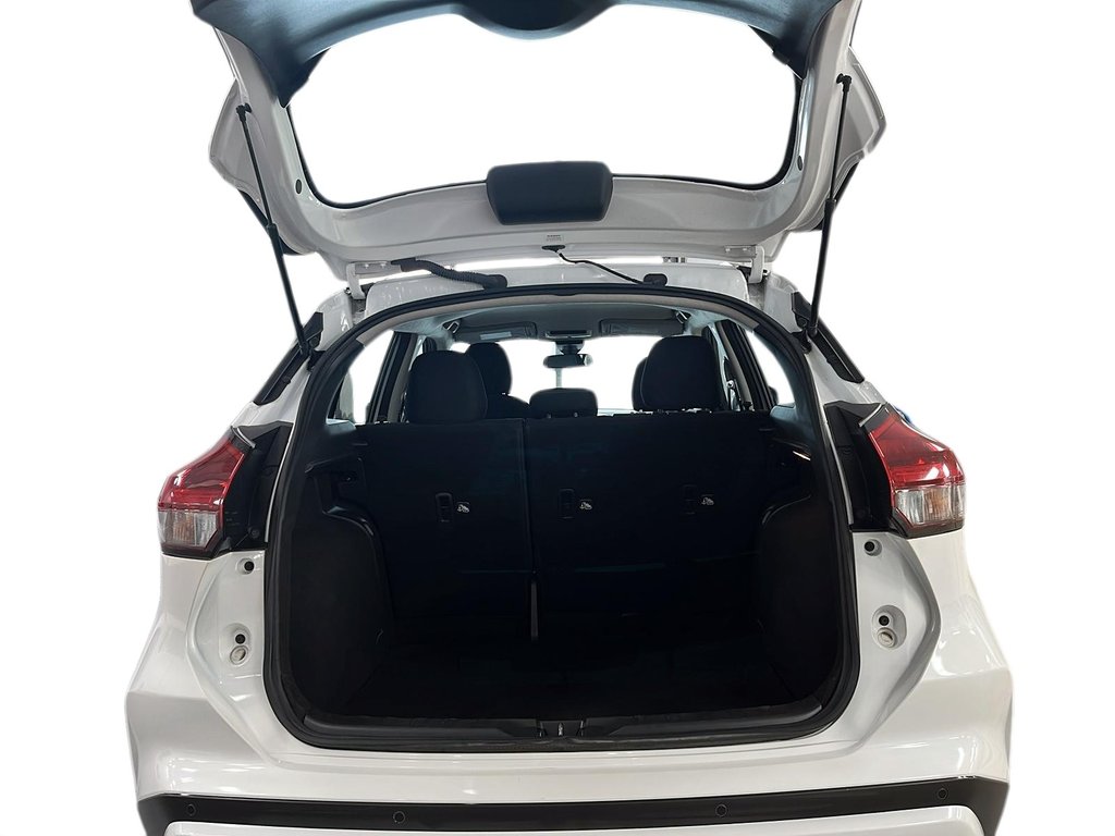 2021 Nissan KICKS in Quebec, Quebec - 6 - w1024h768px