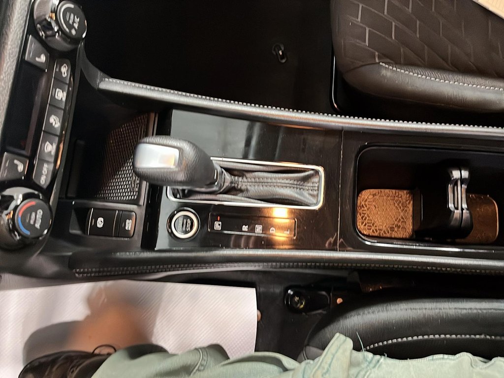 2021 Nissan KICKS in Quebec, Quebec - 15 - w1024h768px