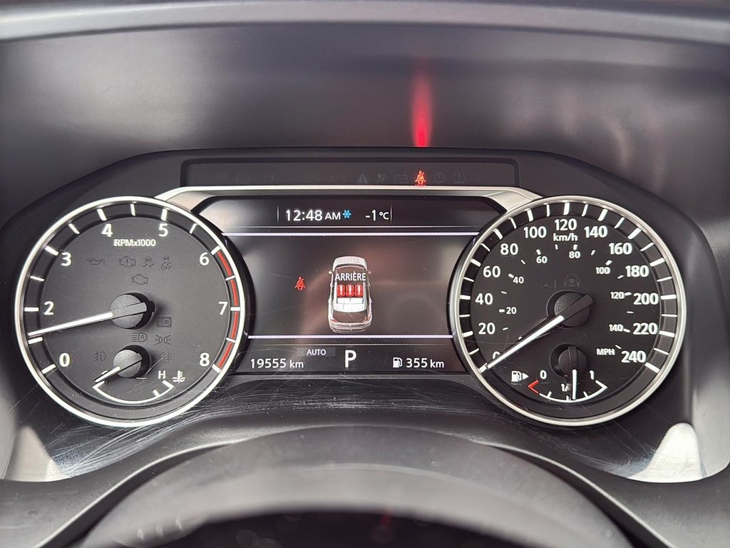 Nissan ROGUE AWD SV  2023 à Québec, Québec - 12 - w1024h768px