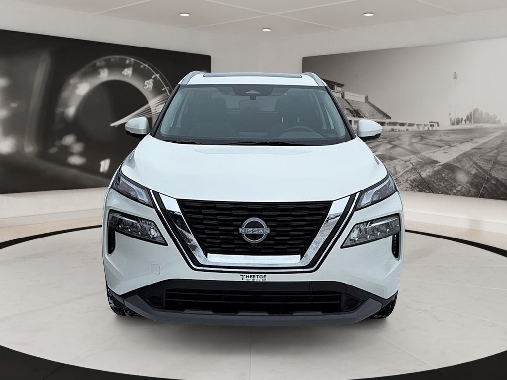 Nissan ROGUE AWD SV  2023 à Québec, Québec - 2 - w1024h768px