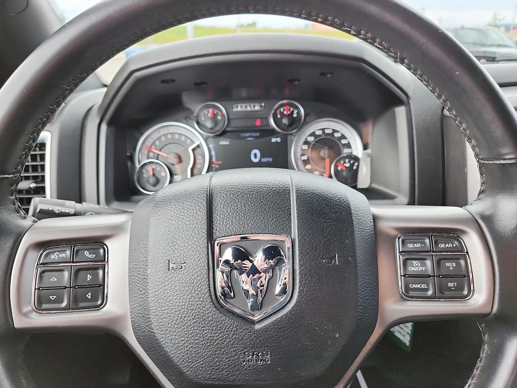 2022 Ram 1500 Classic in Quebec, Quebec - 15 - w1024h768px