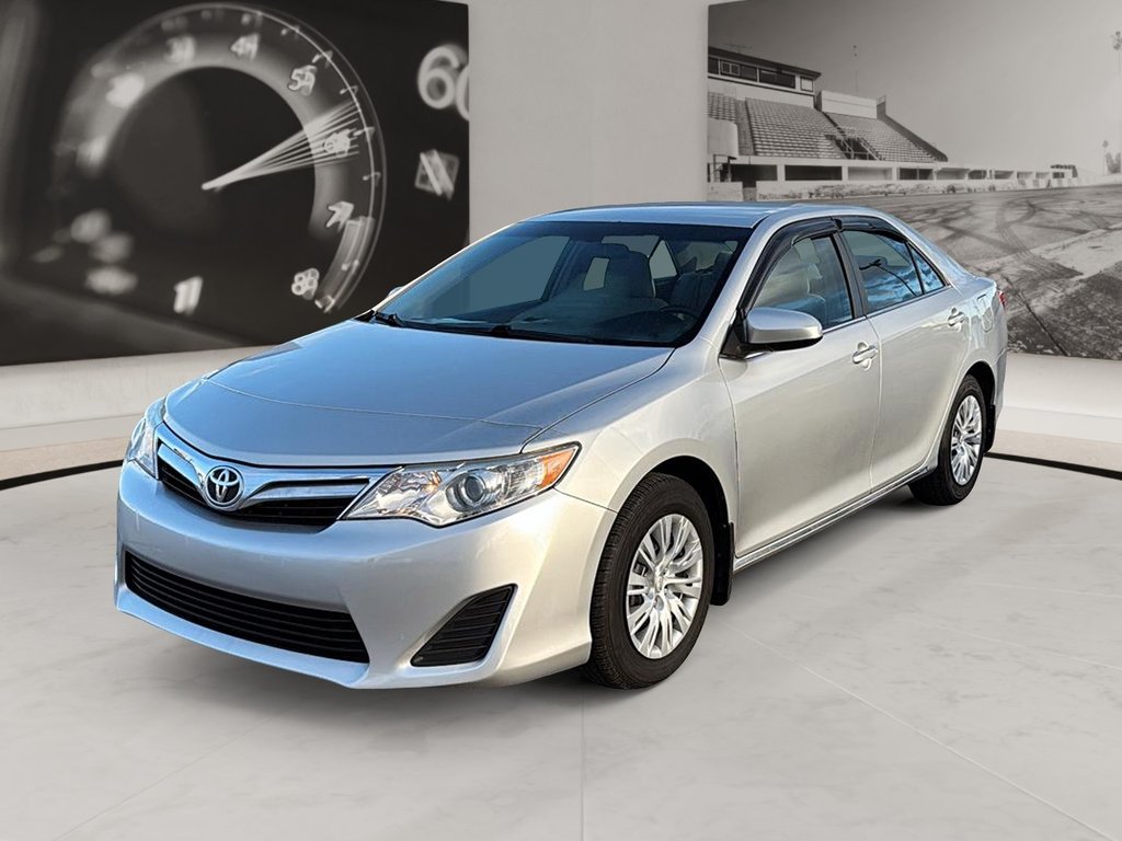 Toyota CAMRY  2012 à Québec, Québec - 1 - w1024h768px