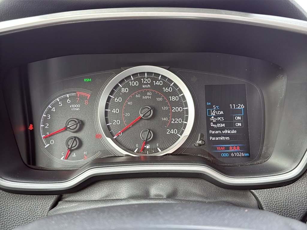 2020 Toyota Corolla Hatchback in Quebec, Quebec - 12 - w1024h768px