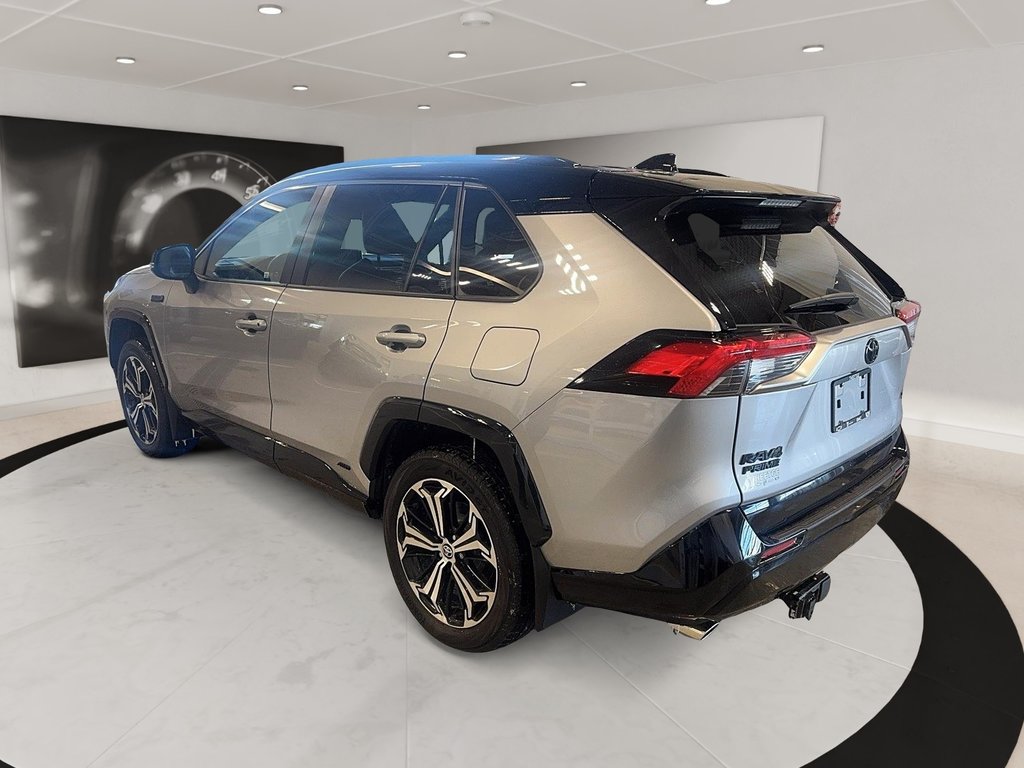 Toyota RAV4 Prime  2021 à Québec, Québec - 4 - w1024h768px