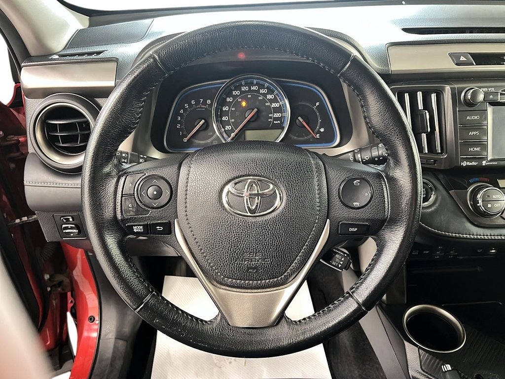 Toyota RAV4  2015 à Québec, Québec - 12 - w1024h768px