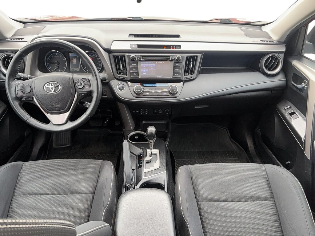 2018 Toyota RAV4 in Quebec, Quebec - 18 - w1024h768px