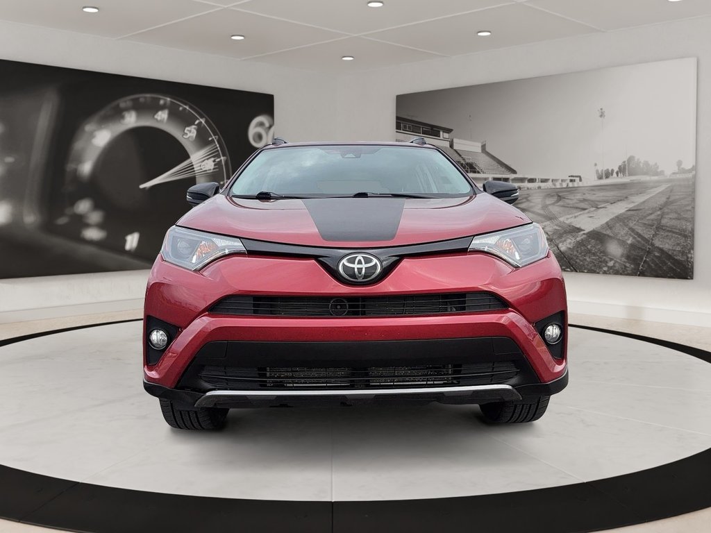 2018 Toyota RAV4 in Quebec, Quebec - 2 - w1024h768px