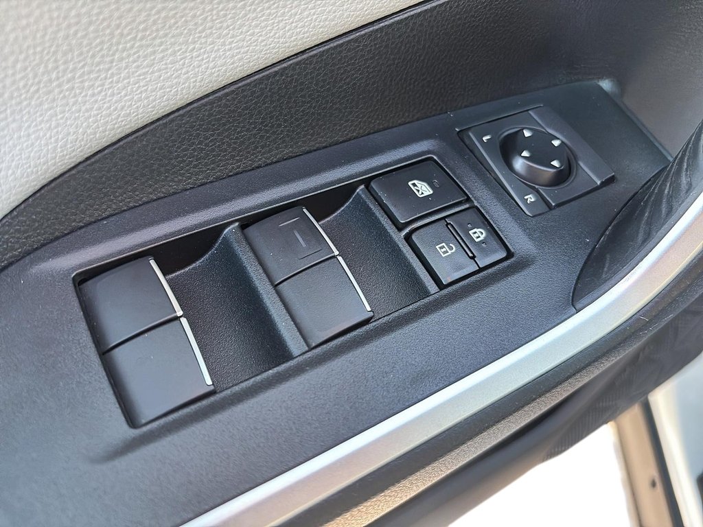 Toyota RAV4  2020 à Québec, Québec - 11 - w1024h768px