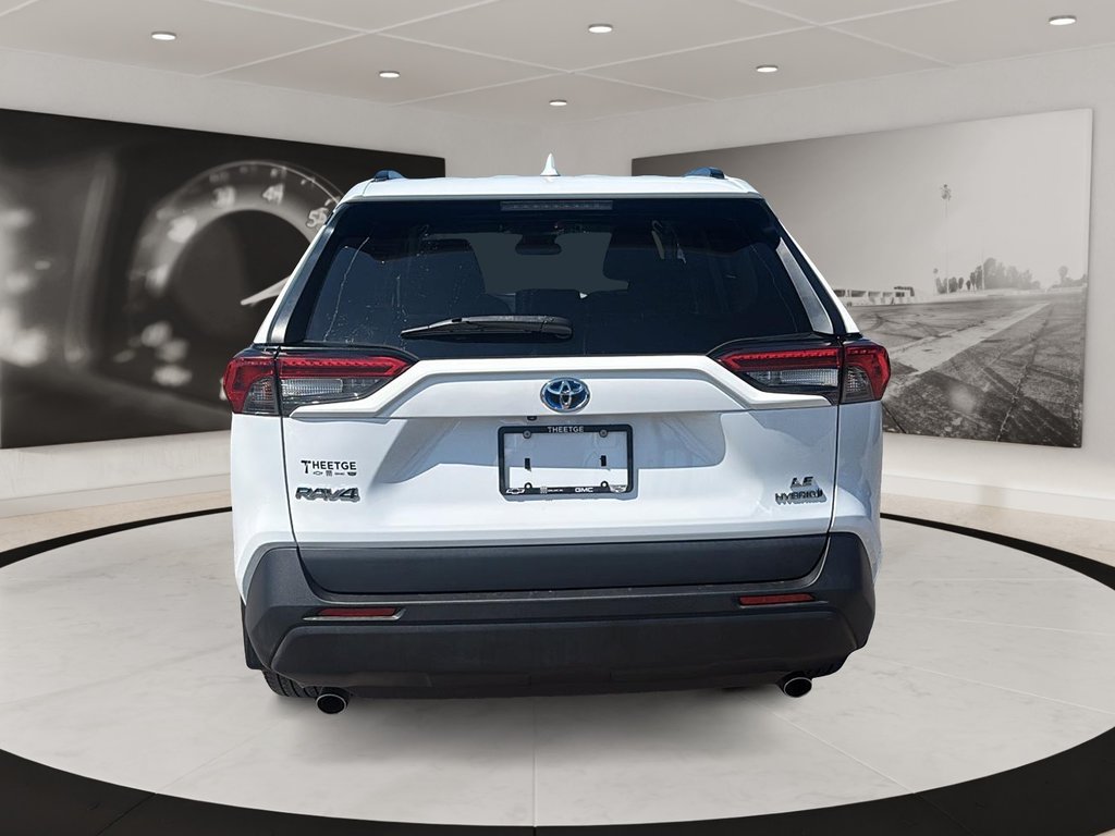 2021 Toyota RAV4 in Quebec, Quebec - 3 - w1024h768px
