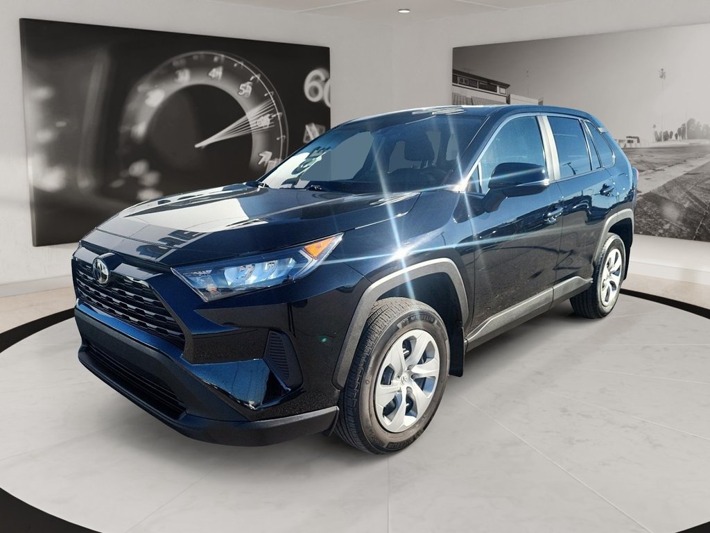 Toyota RAV4  2022 à Québec, Québec - 1 - w1024h768px