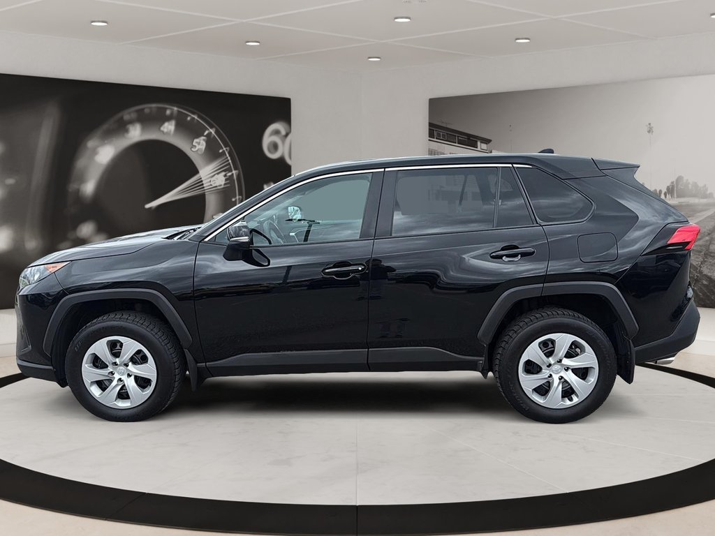 Toyota RAV4  2022 à Québec, Québec - 5 - w1024h768px