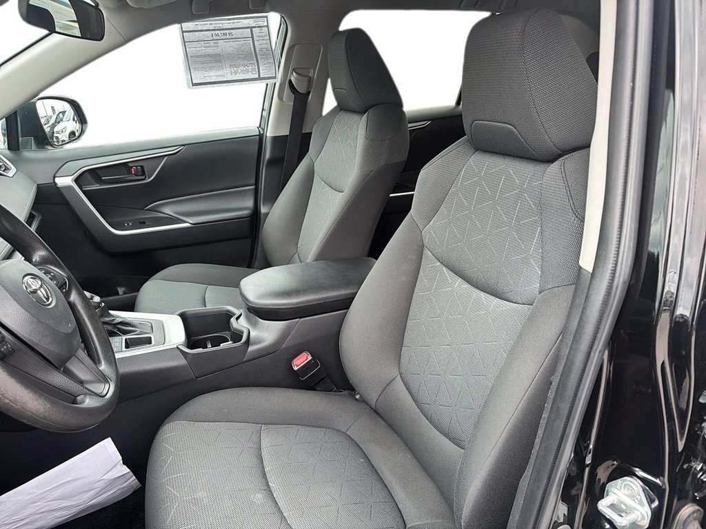 Toyota RAV4  2022 à Québec, Québec - 6 - w1024h768px