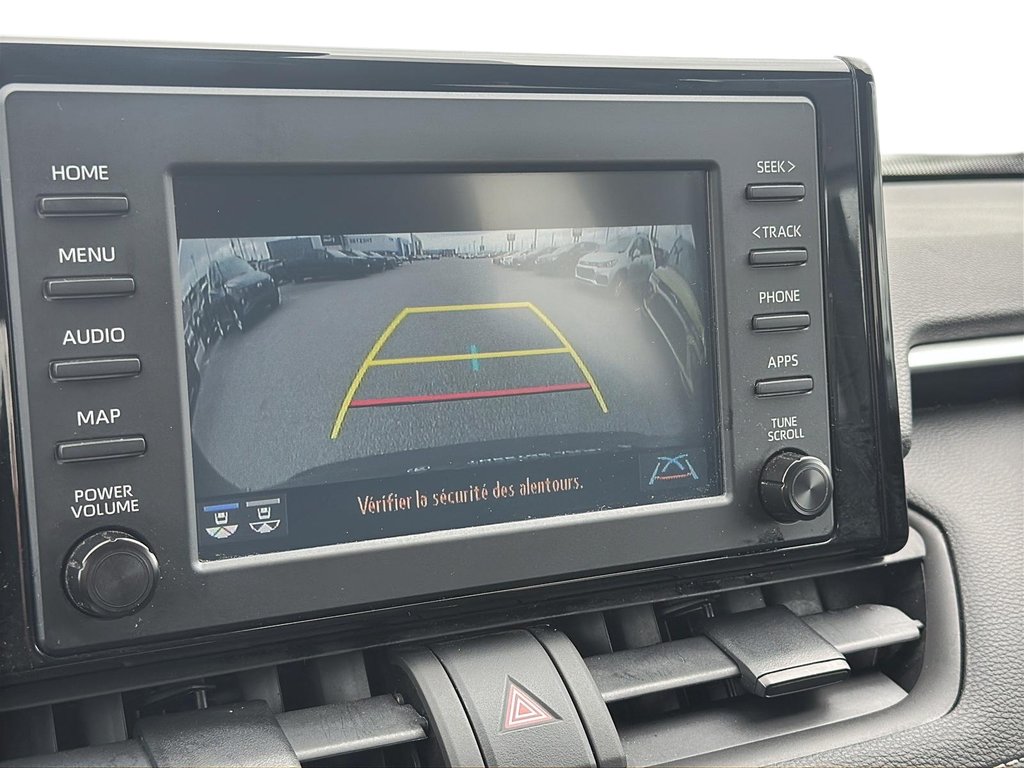 Toyota RAV4  2022 à Québec, Québec - 11 - w1024h768px
