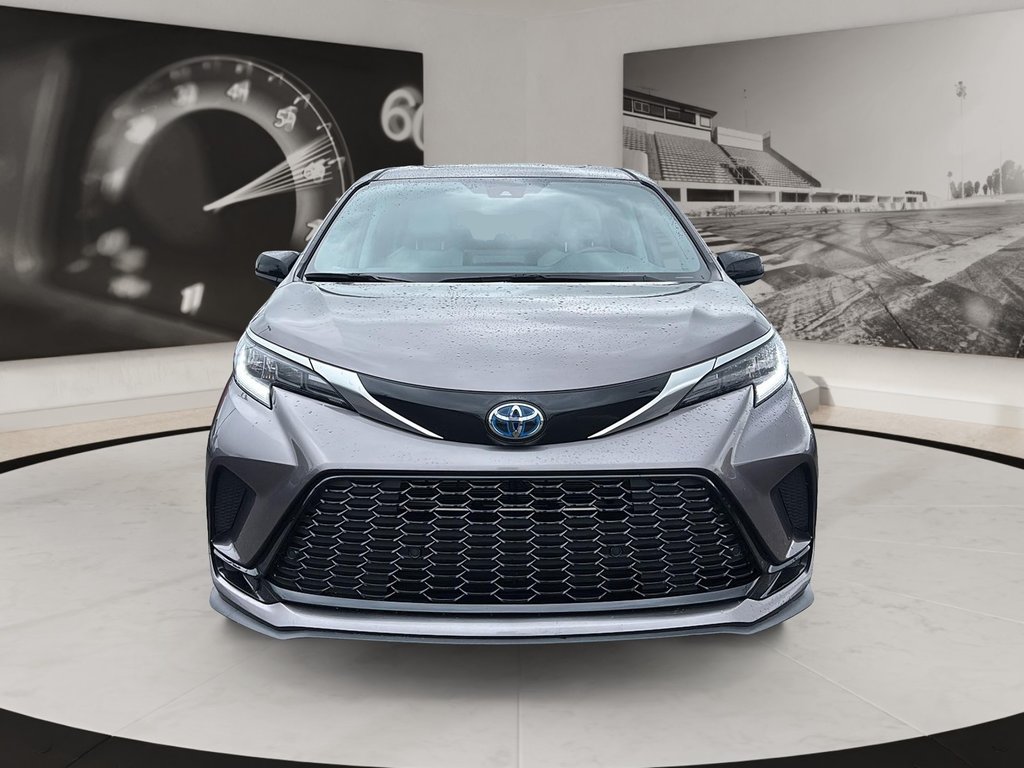Toyota Sienna  2022 à Québec, Québec - 2 - w1024h768px