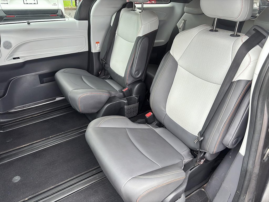 Toyota Sienna  2022 à Québec, Québec - 11 - w1024h768px
