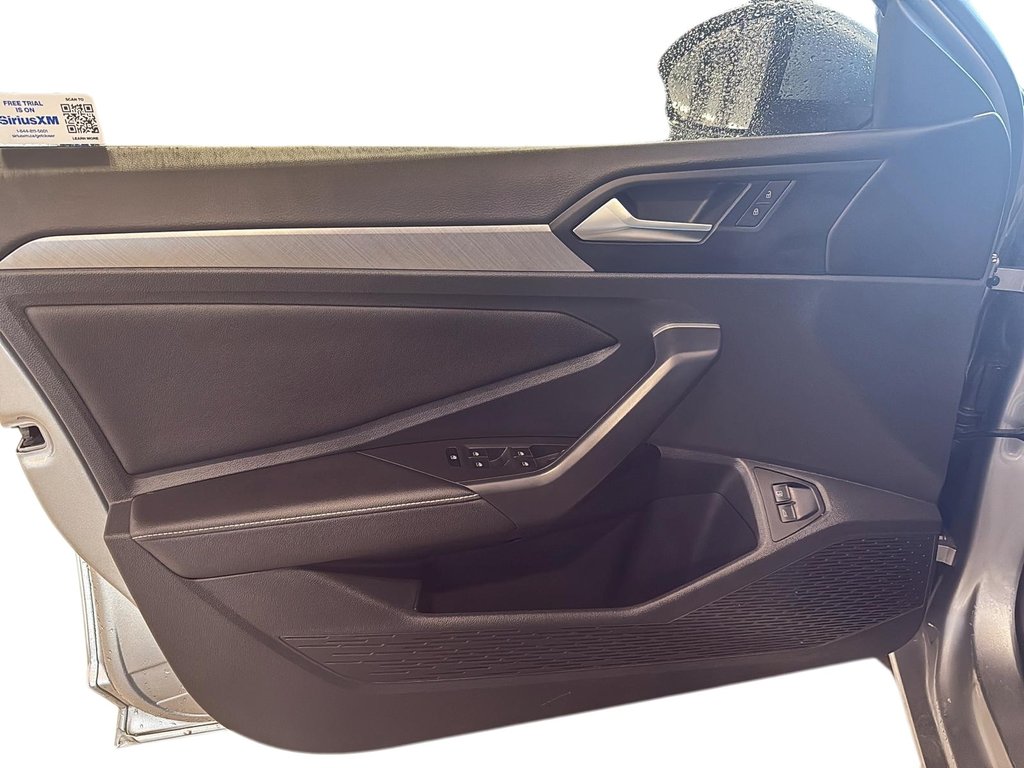 Volkswagen JETTA  2024 à Québec, Québec - 9 - w1024h768px