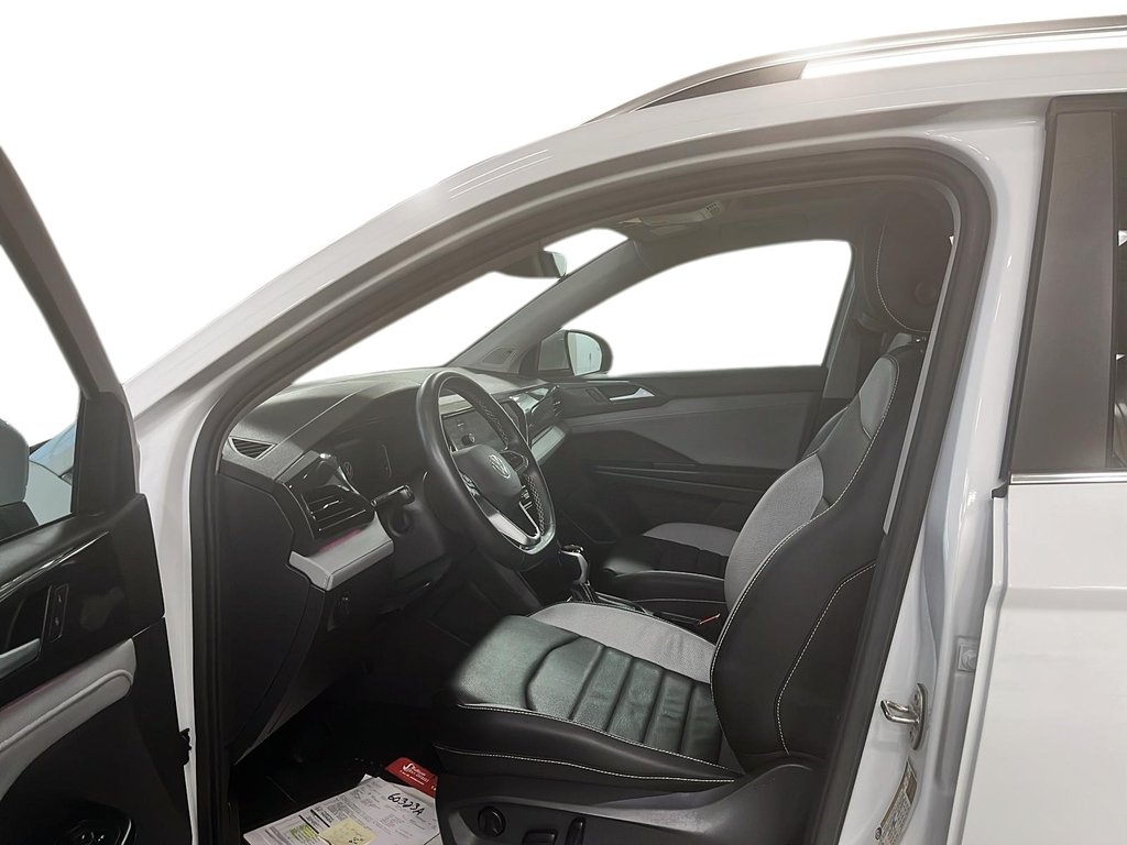 Volkswagen TAOS  2023 à Québec, Québec - 9 - w1024h768px