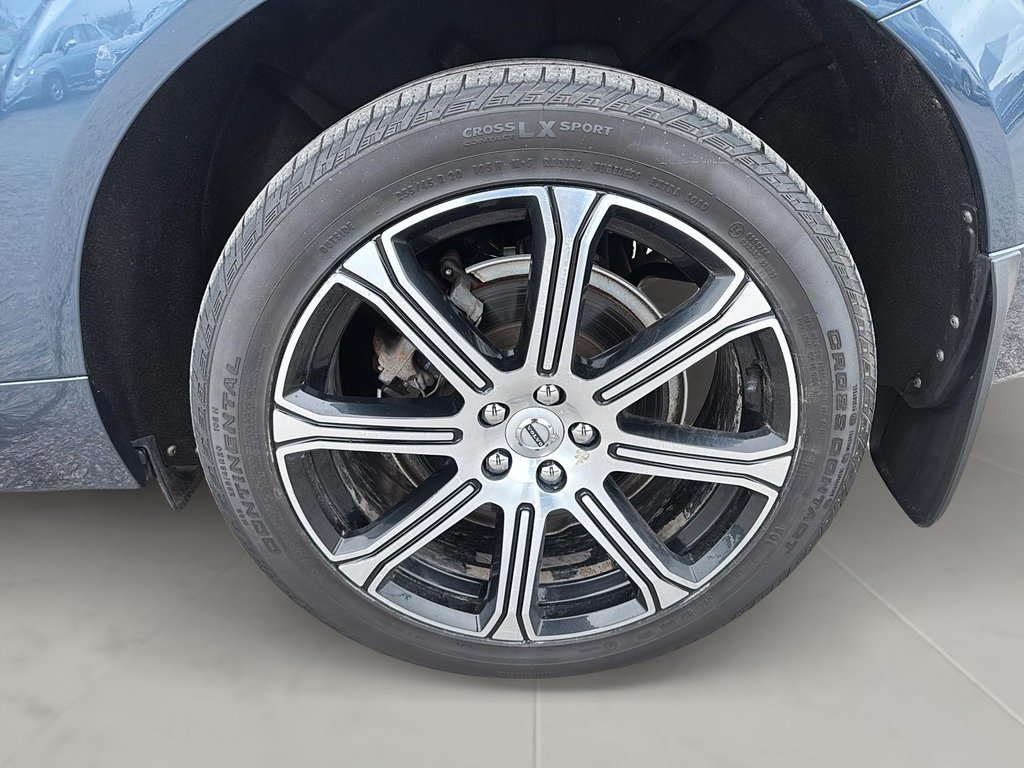 Volvo XC60  2019 à Québec, Québec - 7 - w1024h768px