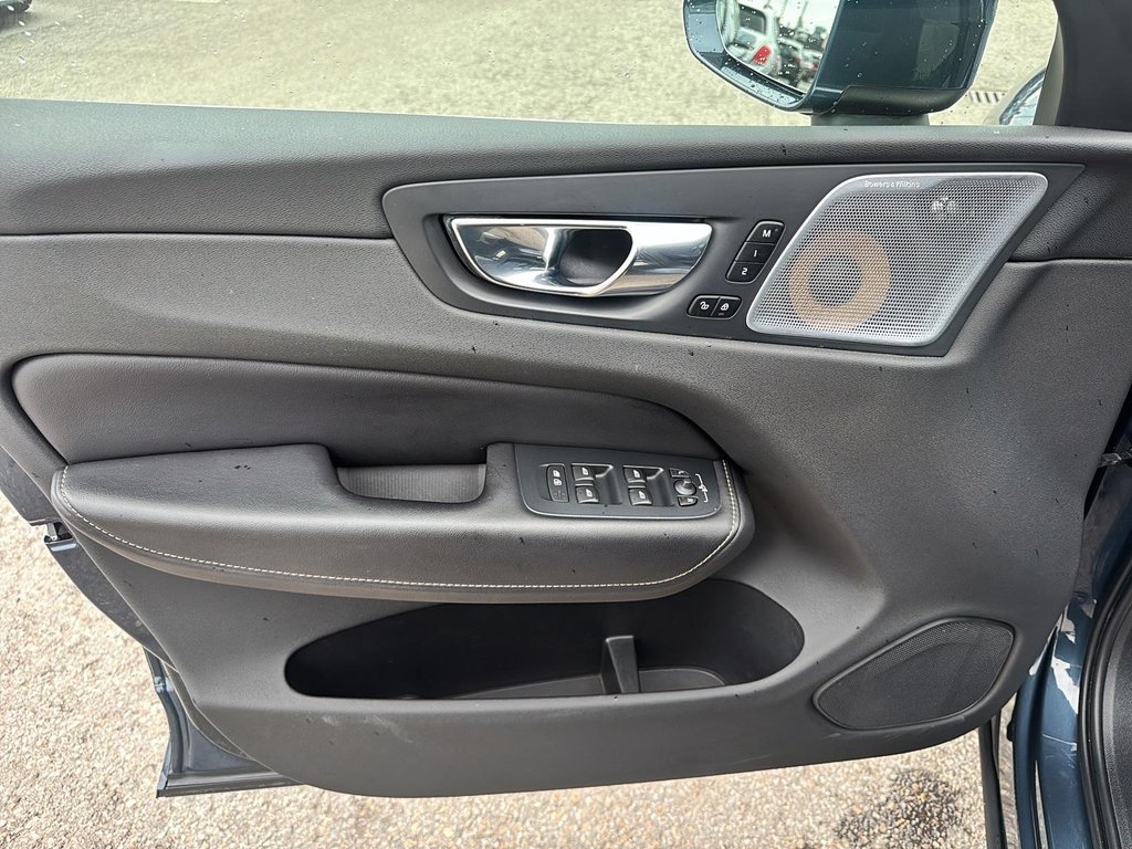 Volvo XC60  2019 à Québec, Québec - 10 - w1024h768px