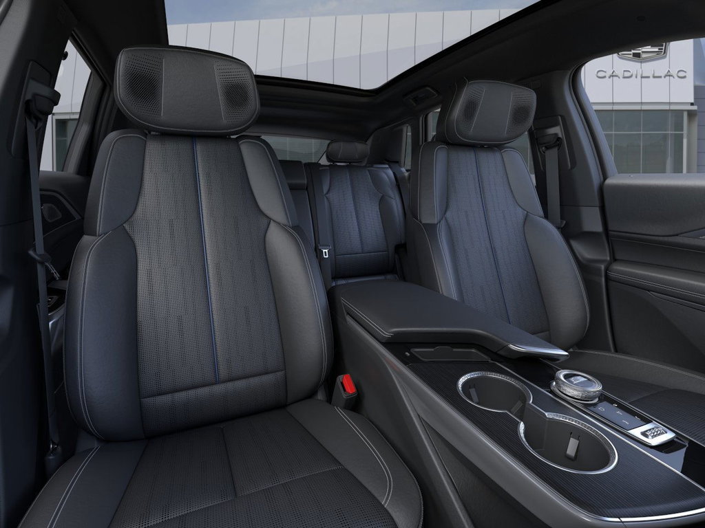 2025 Cadillac LYRIQ Luxury 2 in Sherbrooke, Quebec - 16 - w1024h768px