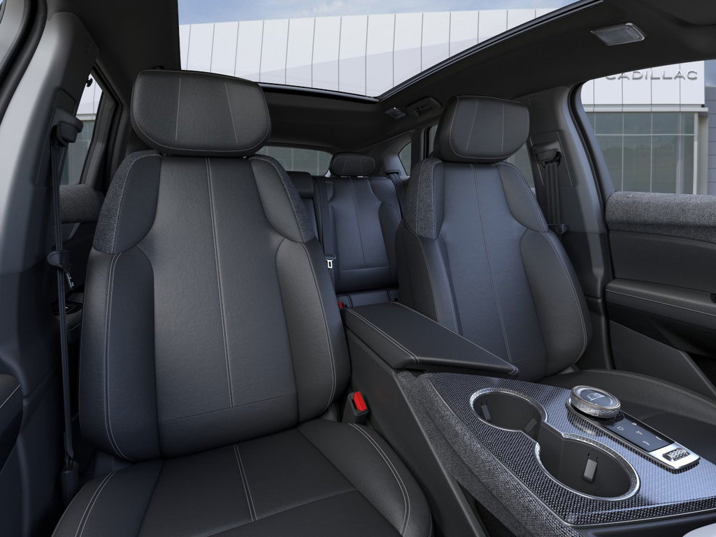 2025 Cadillac OPTIQ Luxury in Sherbrooke, Quebec - 16 - w1024h768px