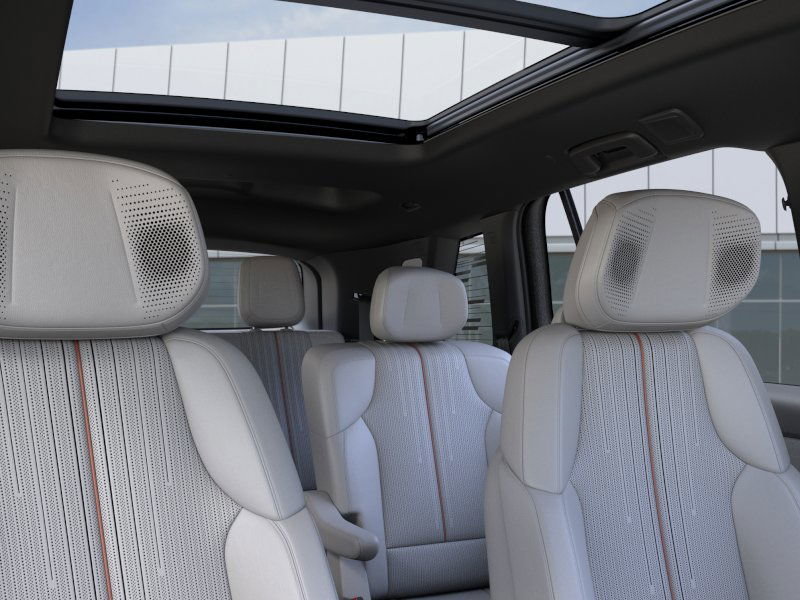 2026 Cadillac VISTIQ Sport in Sherbrooke, Quebec - 24 - w1024h768px