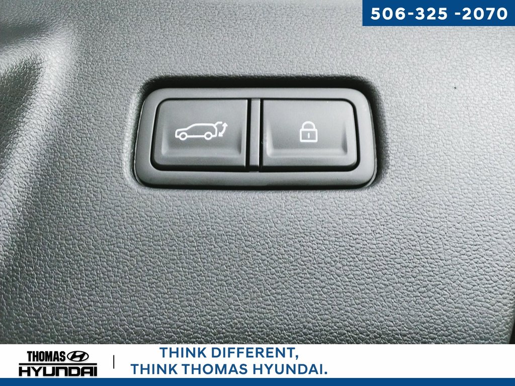 2026 Hyundai Palisade Hybrid Luxury in Woodstock, New Brunswick - 41 - w1024h768px