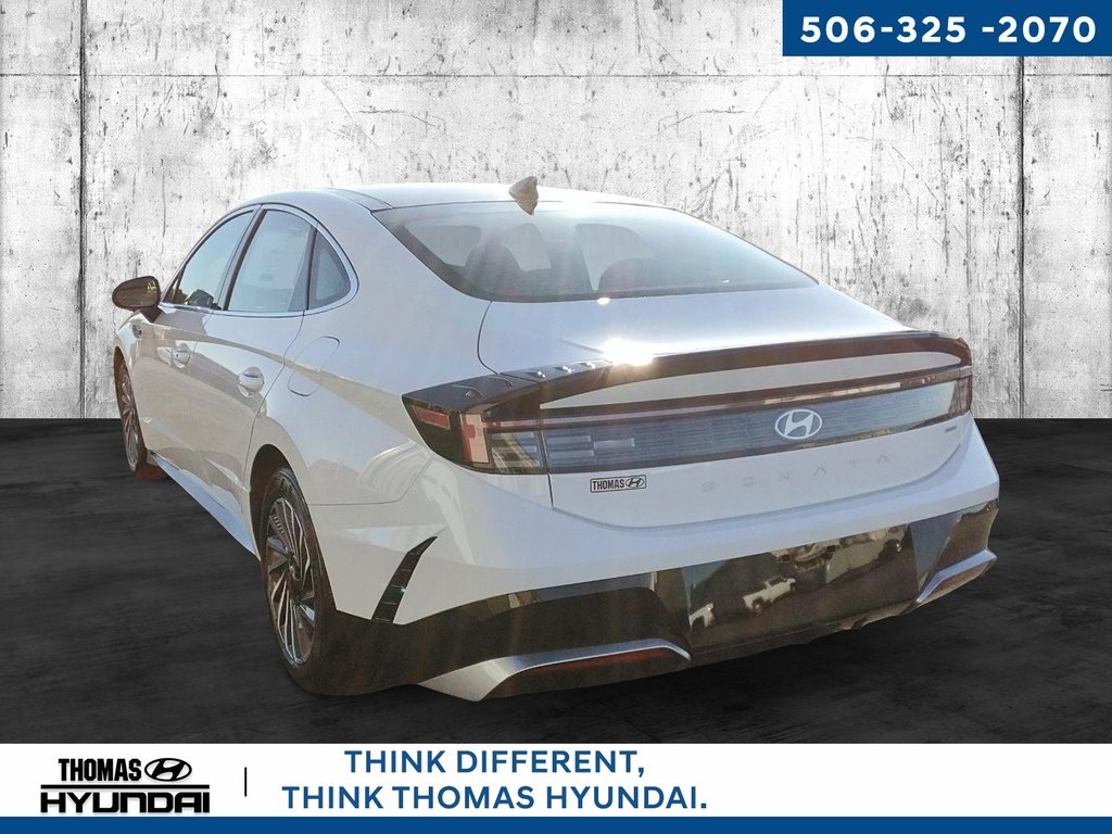 2026 Hyundai Sonata Hybrid Preferred-Trend in Woodstock, New Brunswick - 6 - w1024h768px