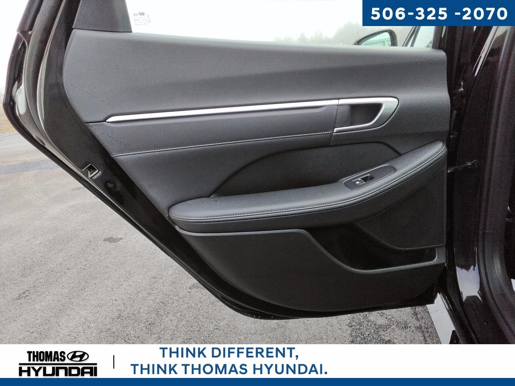2026 Hyundai Sonata Hybrid Preferred-Trend in Woodstock, New Brunswick - 26 - w1024h768px