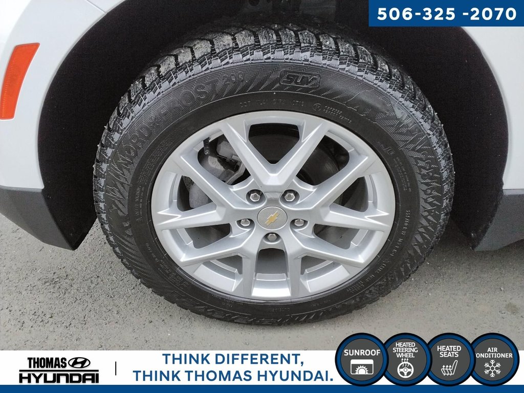 2022 Chevrolet Equinox LT in Woodstock, New Brunswick - 12 - w1024h768px