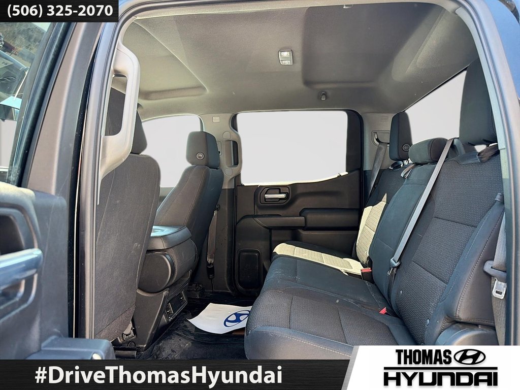 2021 Chevrolet Silverado 1500 Custom in Woodstock, New Brunswick - 16 - w1024h768px