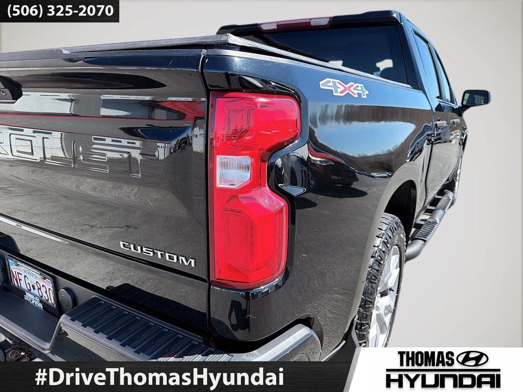 2021 Chevrolet Silverado 1500 Custom in Woodstock, New Brunswick - 12 - w1024h768px