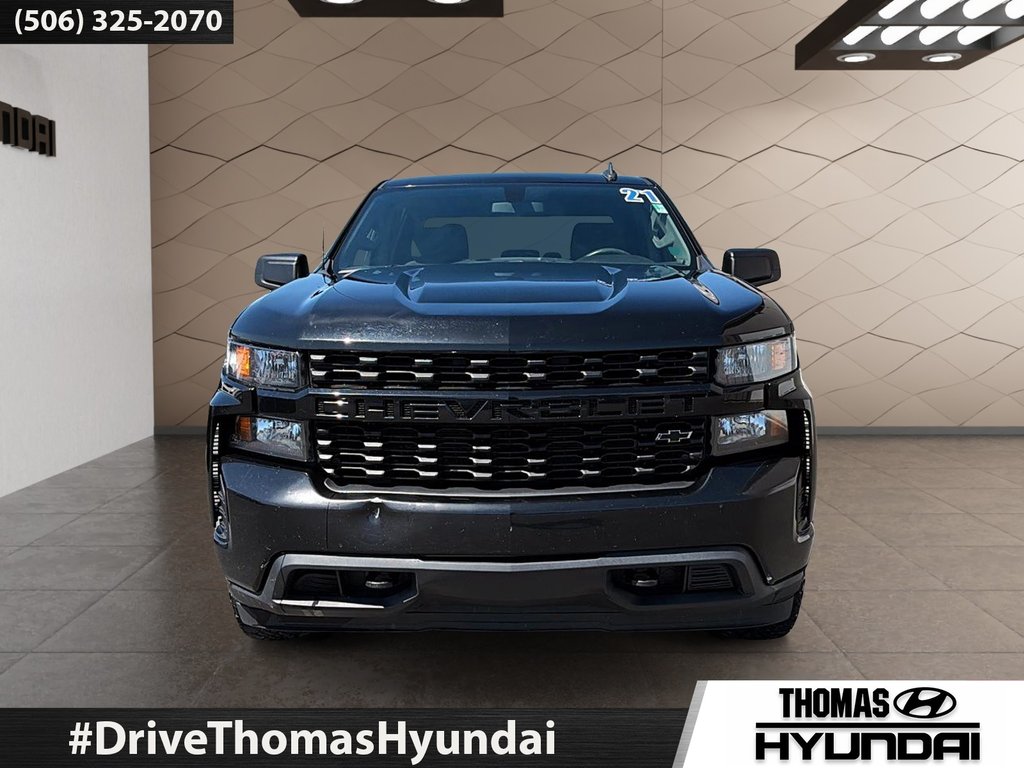 2021 Chevrolet Silverado 1500 Custom in Woodstock, New Brunswick - 5 - w1024h768px