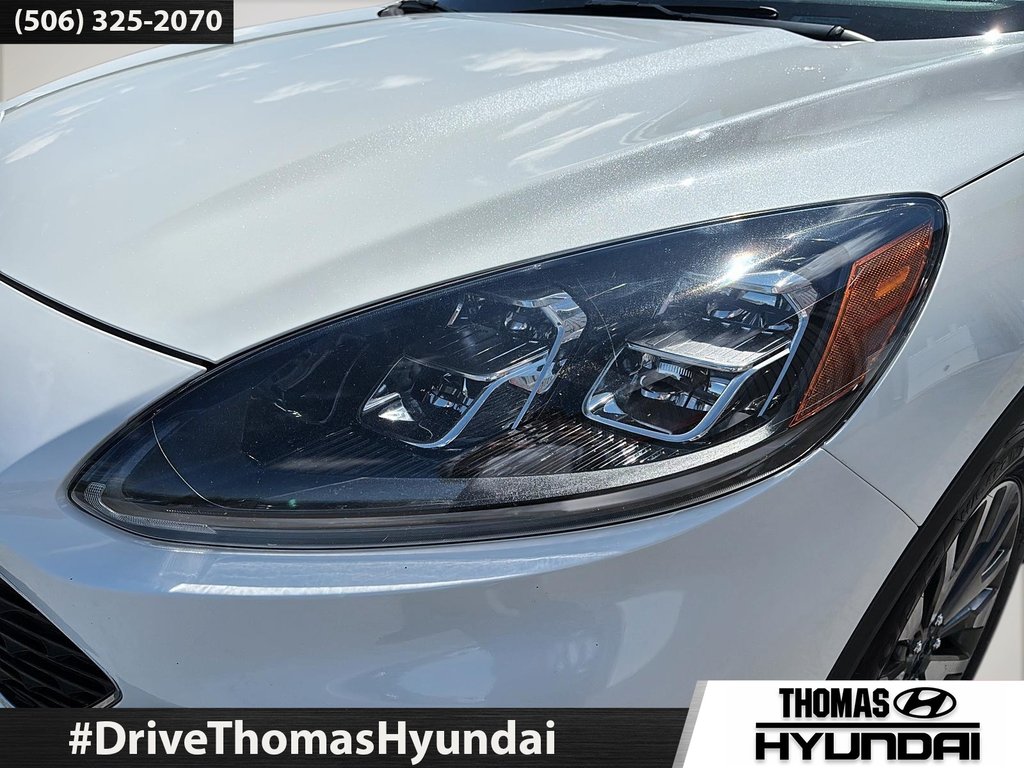 2021 Ford Escape Hybrid Titanium in Woodstock, New Brunswick - 3 - w1024h768px