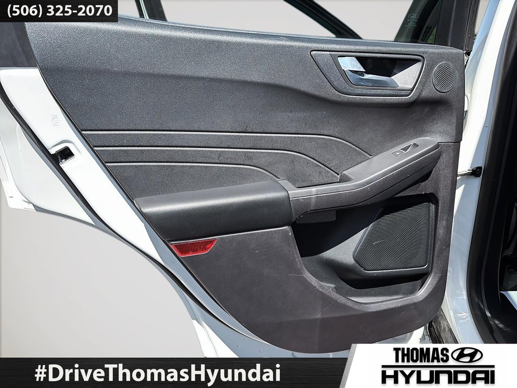 2021 Ford Escape Hybrid Titanium in Woodstock, New Brunswick - 20 - w1024h768px