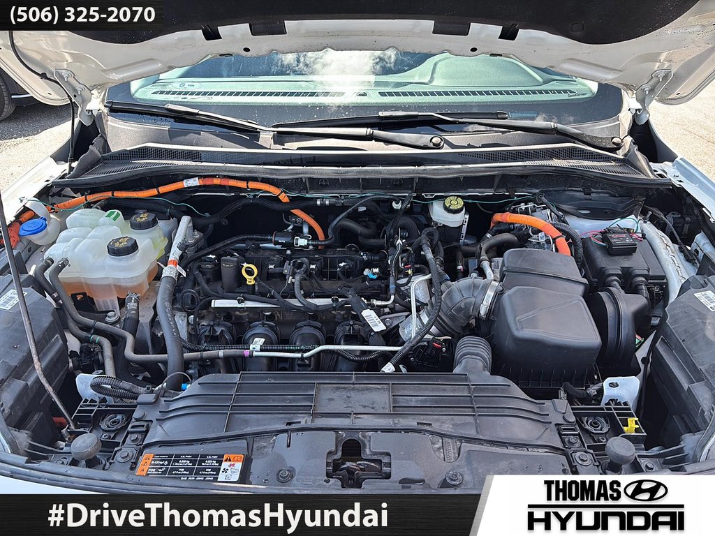 2021 Ford Escape Hybrid Titanium in Woodstock, New Brunswick - 14 - w1024h768px