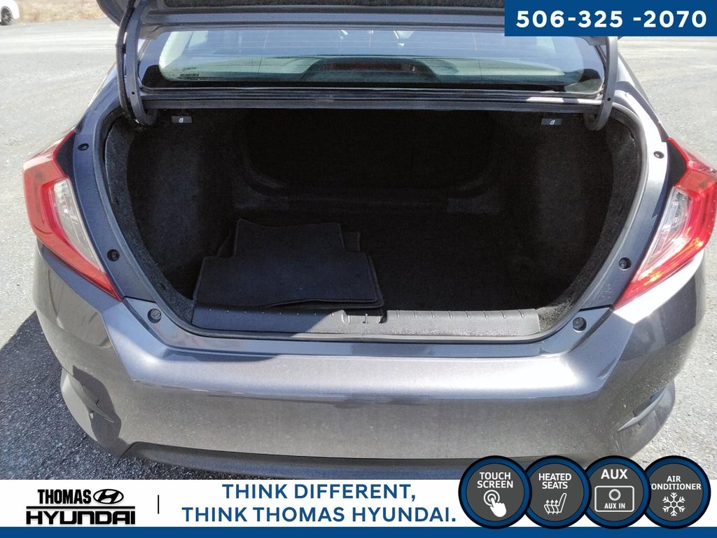 2017 Honda Civic LX in Woodstock, New Brunswick - 40 - w1024h768px