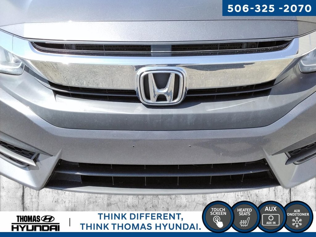 2017 Honda Civic LX in Woodstock, New Brunswick - 11 - w1024h768px