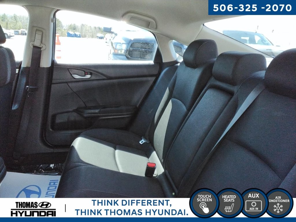 2017 Honda Civic LX in Woodstock, New Brunswick - 18 - w1024h768px