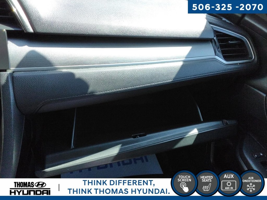 2017 Honda Civic LX in Woodstock, New Brunswick - 37 - w1024h768px