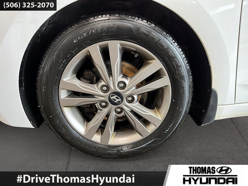 2017 Hyundai Elantra GL in Woodstock, New Brunswick - 14 - w1024h768px